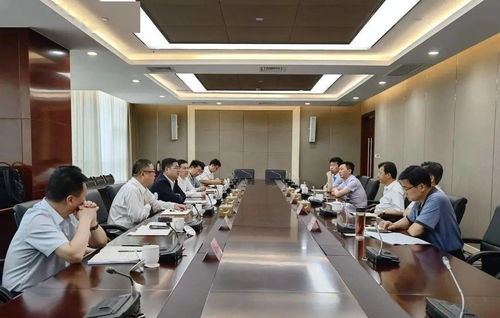 振華重工主要領(lǐng)導(dǎo)拜會(huì)南通經(jīng)濟(jì)技術(shù)開發(fā)區(qū)黨工委書記張建華